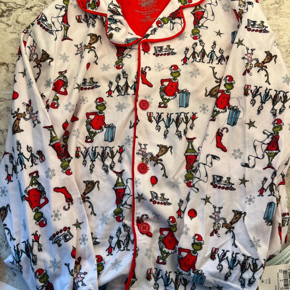 Grinch pajamas youth size 8 medium